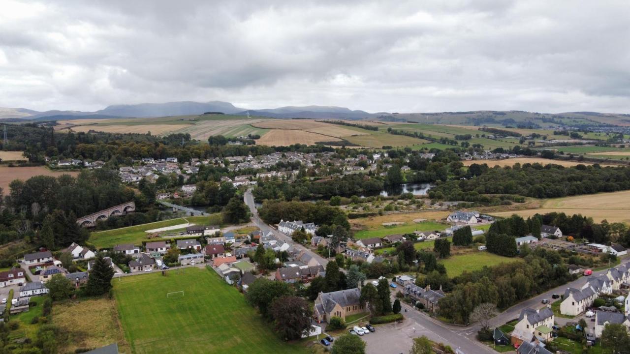 Luxury Cottage With Mountain View'S Cononbridge Exteriör bild